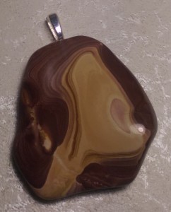 Display Wonderstone Pendant 3                    