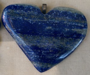 Display lapis Heart         